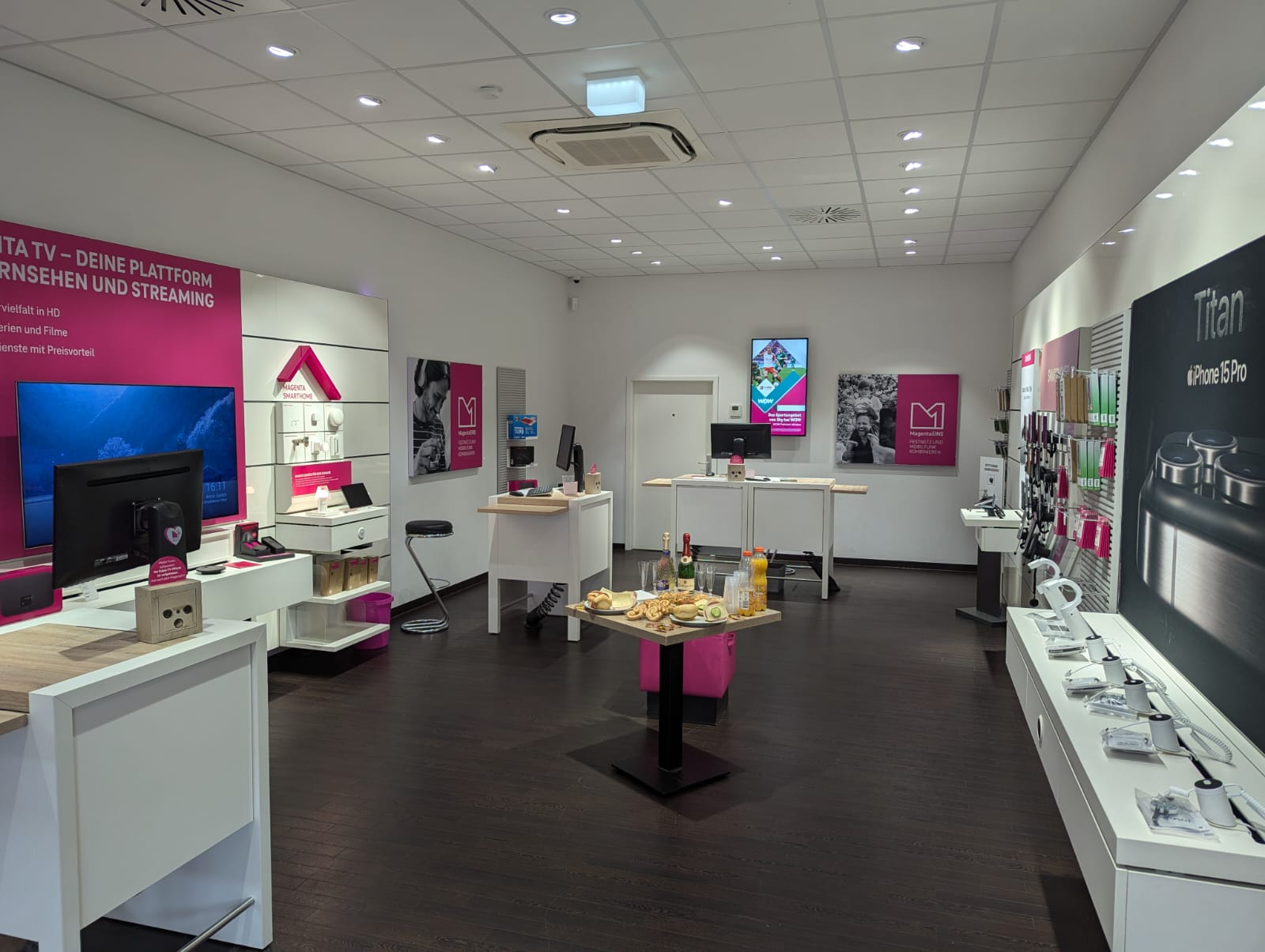 Telekom Shop Braunschweig von innen